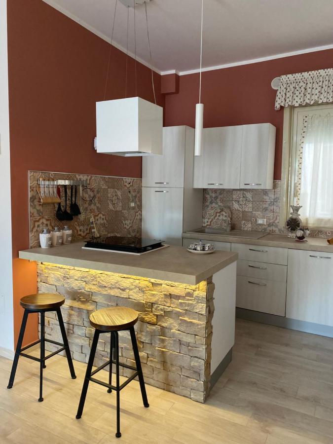 Apartamento La Casa Di Zia Nini Villaggio Pirandello Exterior foto